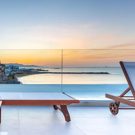 Semesterbostad Wave, An Idyllic Seafront *